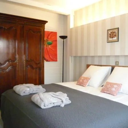 Bois Joli De La Freyere